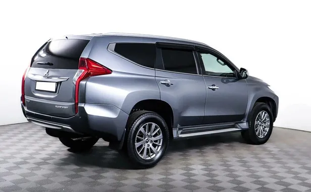 Mitsubishi Pajero Sport