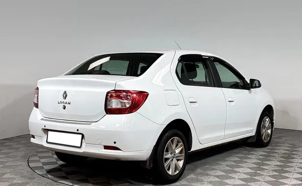 Renault Logan