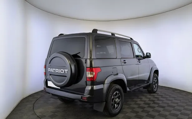 УАЗ Patriot